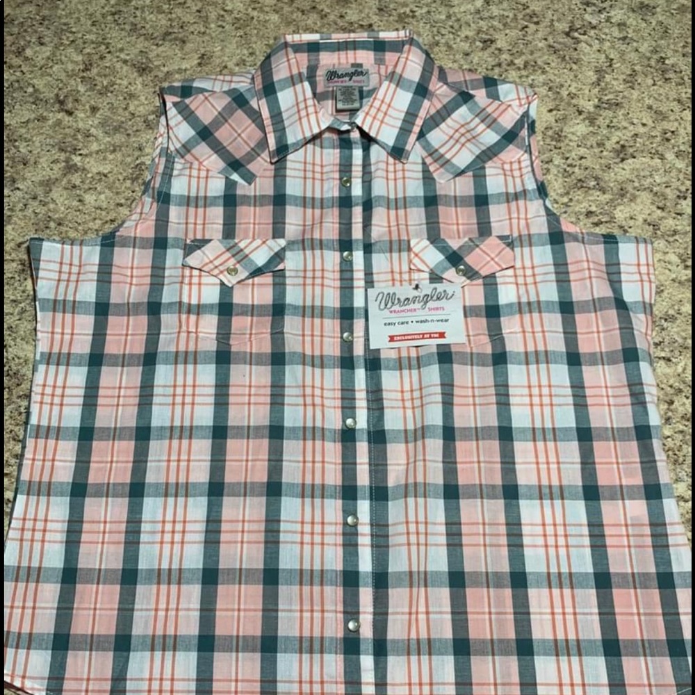 Wrangler sleeveless button up